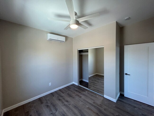 Foto del edificio - Newly Built in 2024! Driveway & Garage Par...