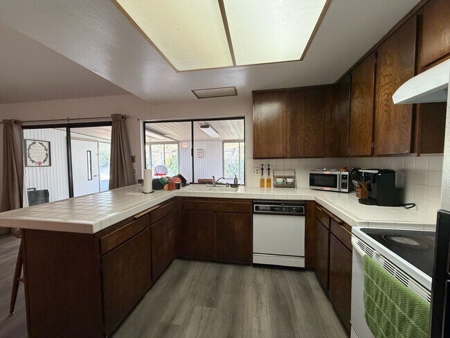 Foto del edificio - 3668 28th St E