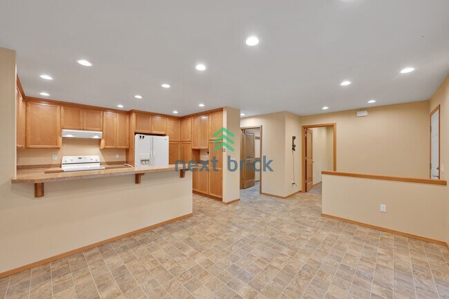 Foto del edificio - 2 BED & 2 BATH SINGLE FAMILY FOR RENT