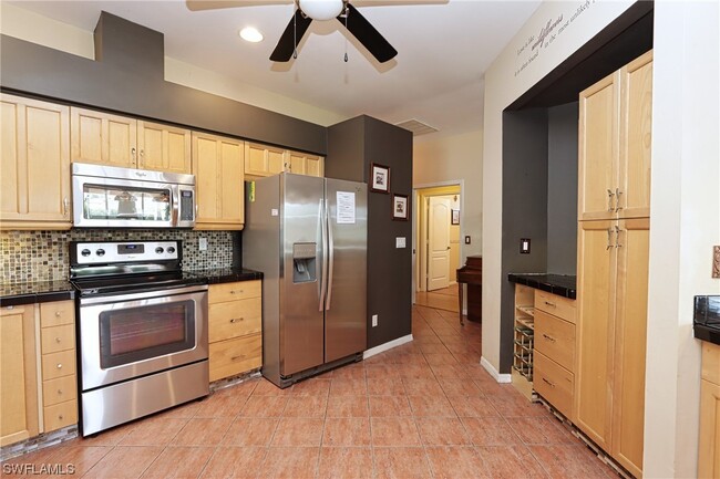 Foto del edificio - 934 Briarwood Blvd