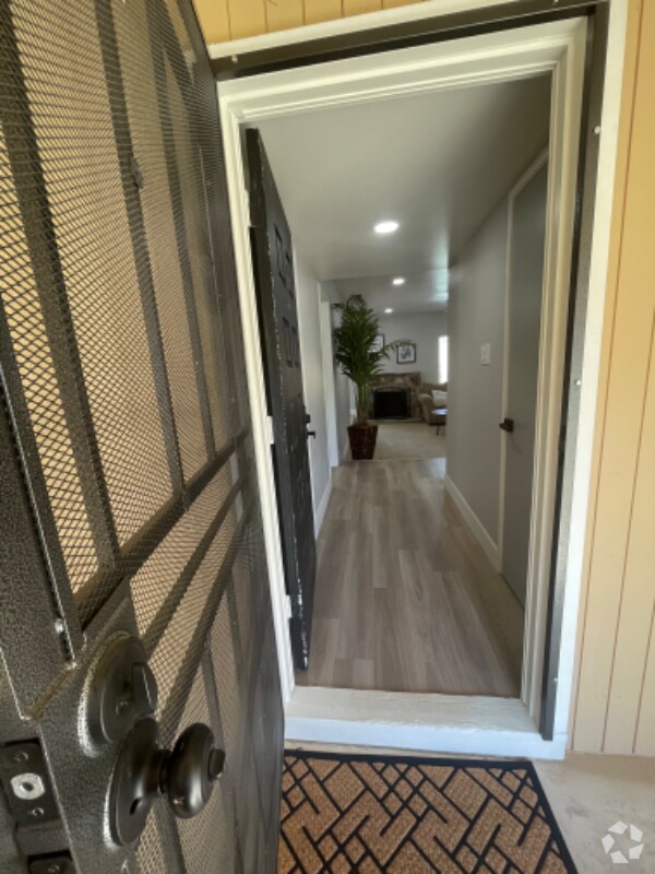 Apartments For Rent in Carmichael, CA with Washer & Dryer 275 Rentals