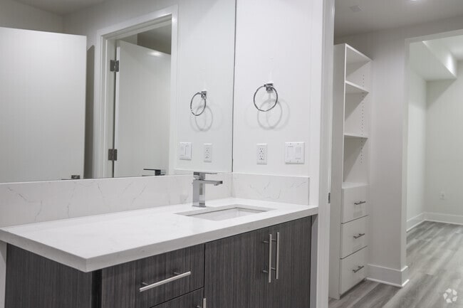 2BR, 2BA-1002 SF - The Luxe Residential