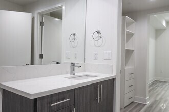 2BR, 2BA-1002 SF - The Luxe Residential