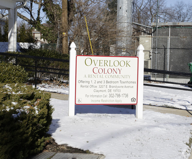 Building Photo - Overlook Colony