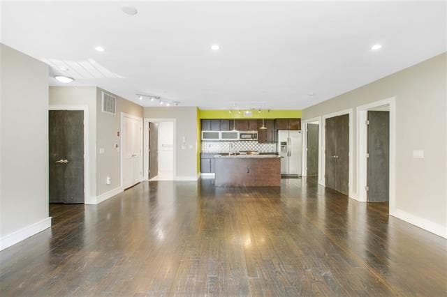 Primary Photo - 123 Jackson St