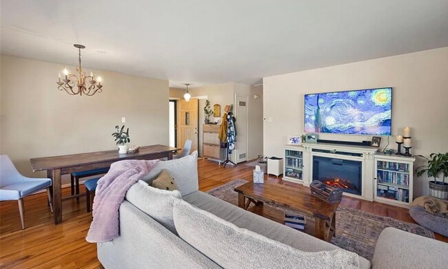 Foto del edificio - Charming Ranch-Style Home in the Heart of Colorado Springs