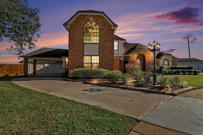 Photo - 1402 Copperfield Ct House