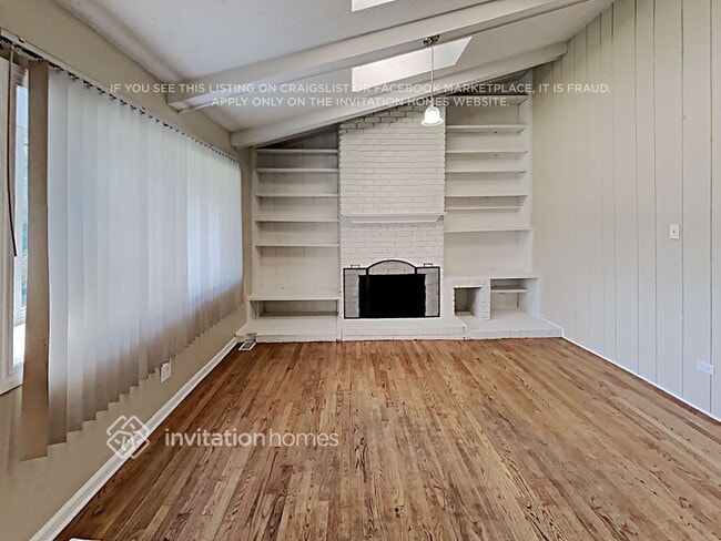 Foto del edificio - 144 E Drummond Ave