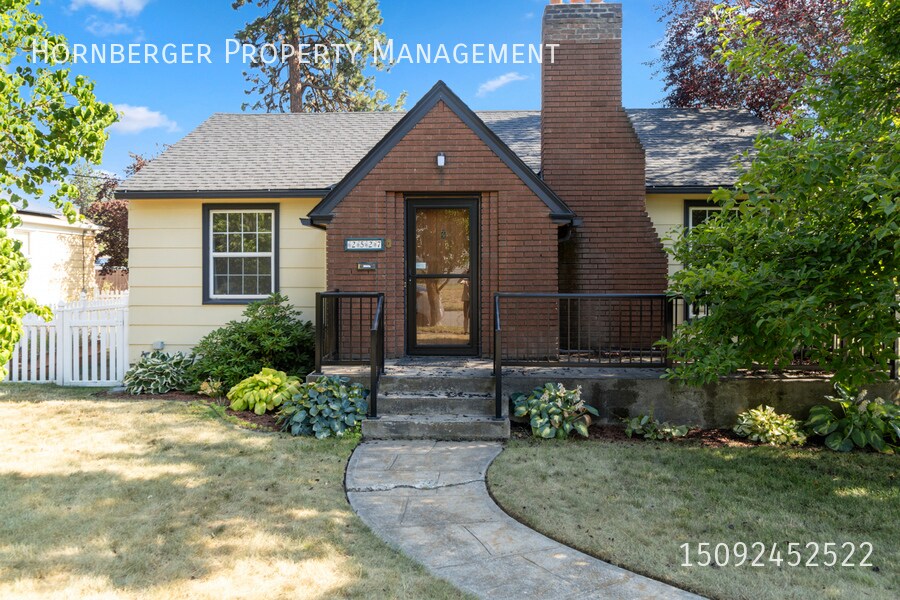 Primary Photo - 2527 W Walton Ave