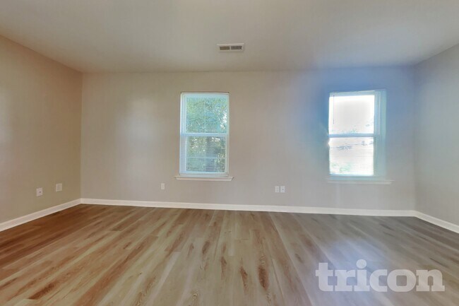 Foto del edificio - 47 Hallow Oak St