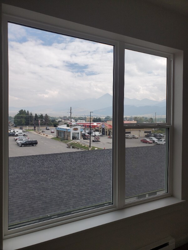 Foto del edificio - 2221 Willow Dr