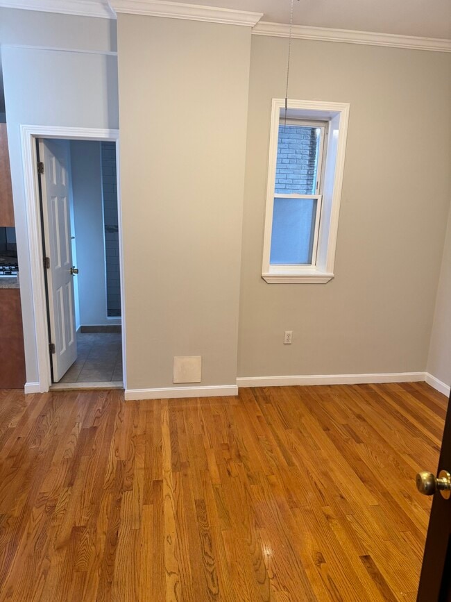 Building Photo - 1189 Commonwealth Ave