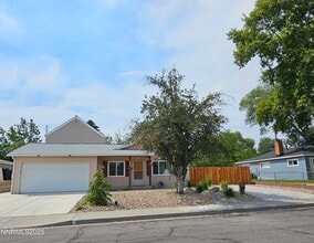 Building Photo - 1685 Chaska Pl