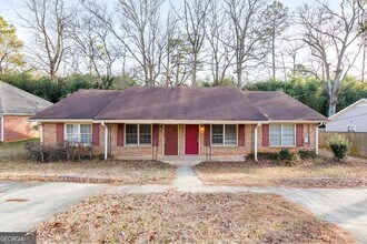 Building Photo - 245 Kimberly Way SW