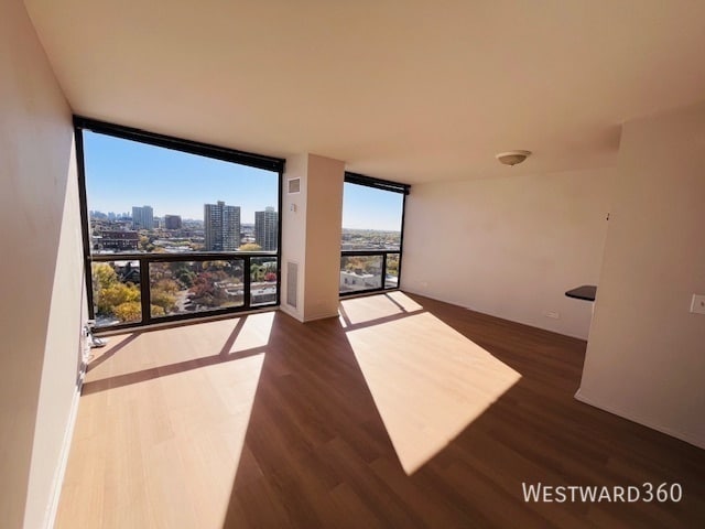 Foto del edificio - 4343 N Clarendon Ave