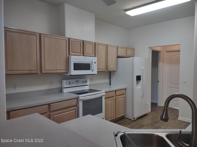 Building Photo - 1792 Ladderback Ct