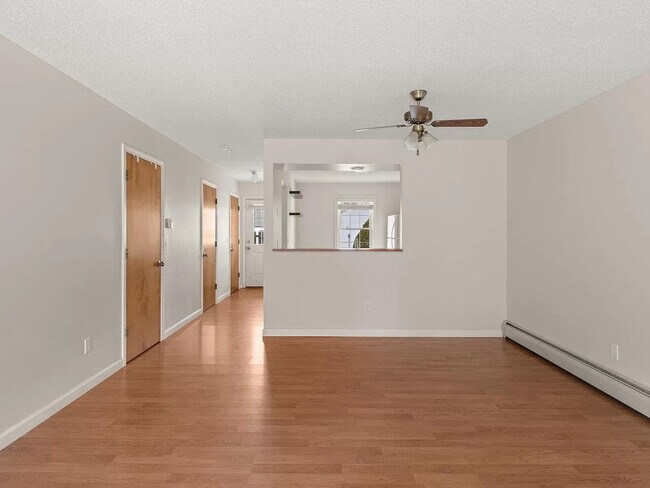 Building Photo - 60 Brickyard Rd