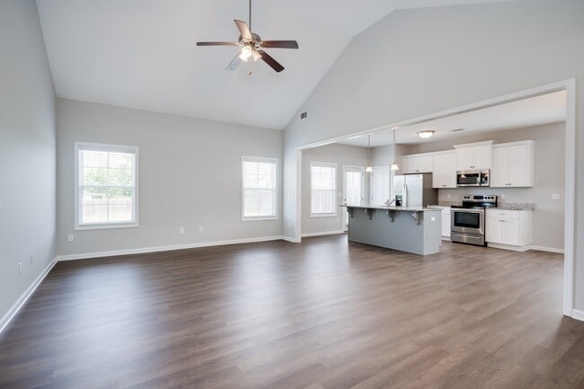 Foto del edificio - 311 Koweta Way