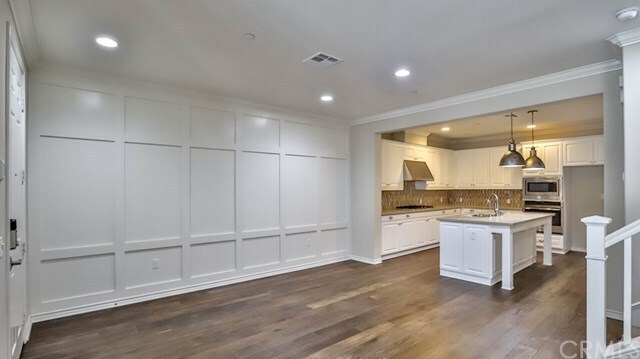 Foto del edificio - 5053 Burke Ln