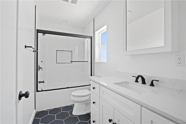 Building Photo - 14843 Arlee Avenue, Norwalk, CA 90650 - 3 ...