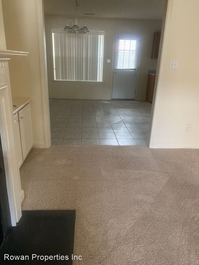 Building Photo - 3 br, 2.5 bath House - 824 Maupin Avenue