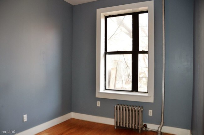 Building Photo - 774 Franklin Ave