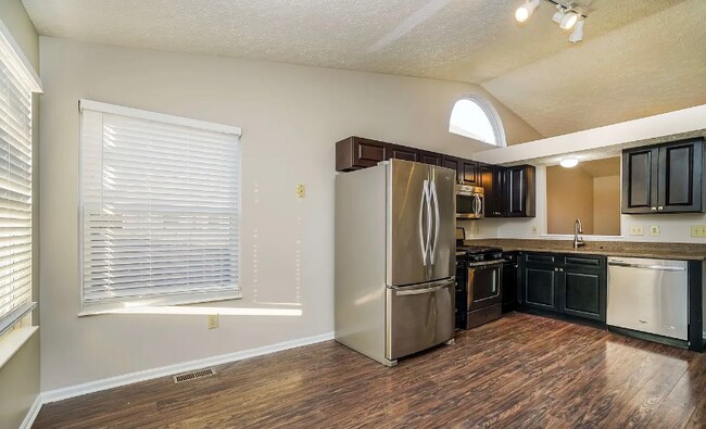 Foto del edificio - 1496 Meadowlark Ln