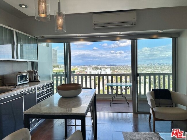 Photo - 999 N Doheny Dr Apartment