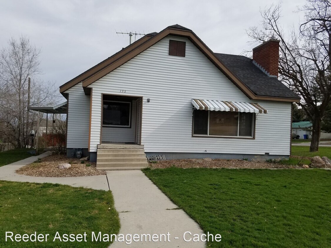 Foto principal - 3 br, 2 bath House - 195 East 300 South