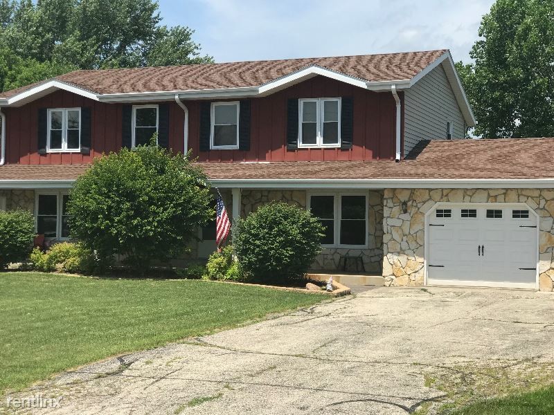 Primary Photo - 3 br, 1.5 bath Townhome - 26600 Long Lake Rd