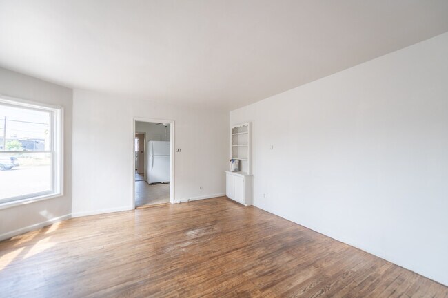 Foto del edificio - 135 E 4800 S