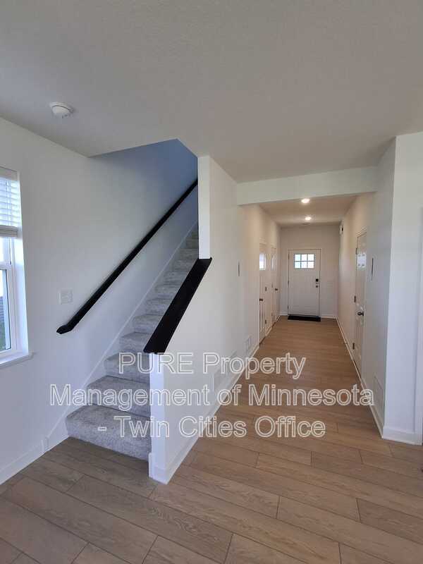 Building Photo - 5130 Useppa Trl