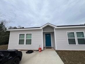 Building Photo - 232 Charleston Dr