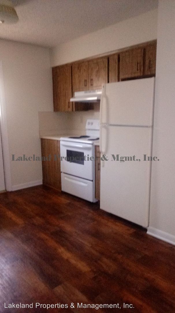 Building Photo - 6035 Crafton Dr