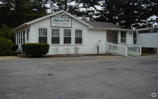 Foto principal - Hillcrest Retirement Community
