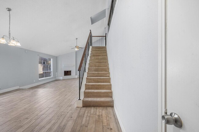 Foto del edificio - 11722 Plumpoint Dr