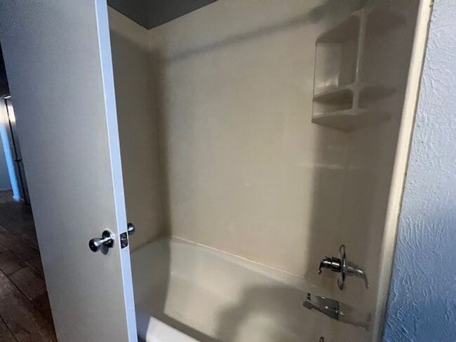 Foto del edificio - For Lease - 2122 Westbrook - Odessa, TX