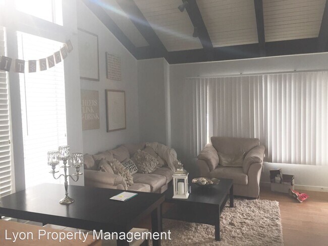 Foto del edificio - 1 br, 1 bath Apartment - 2619 T St