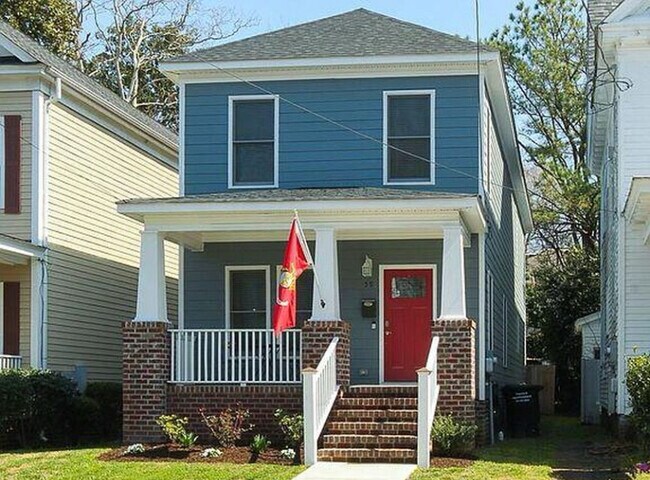 Foto del edificio - Sober living recovery house for men in Por...