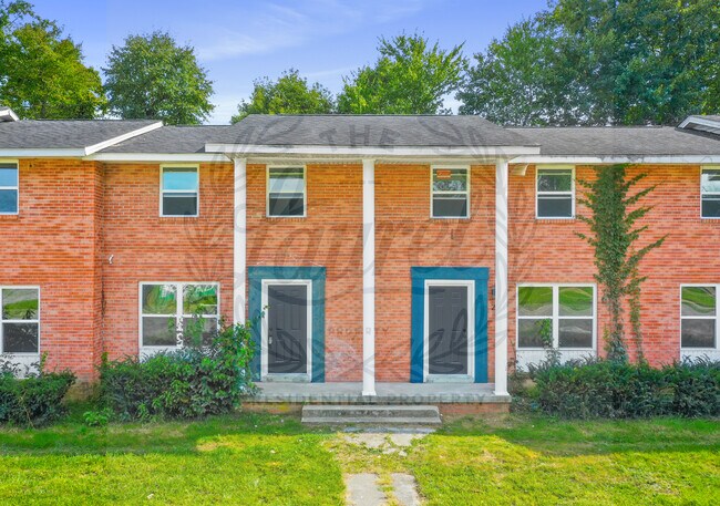 Foto del edificio - 453 S Laurel Rd