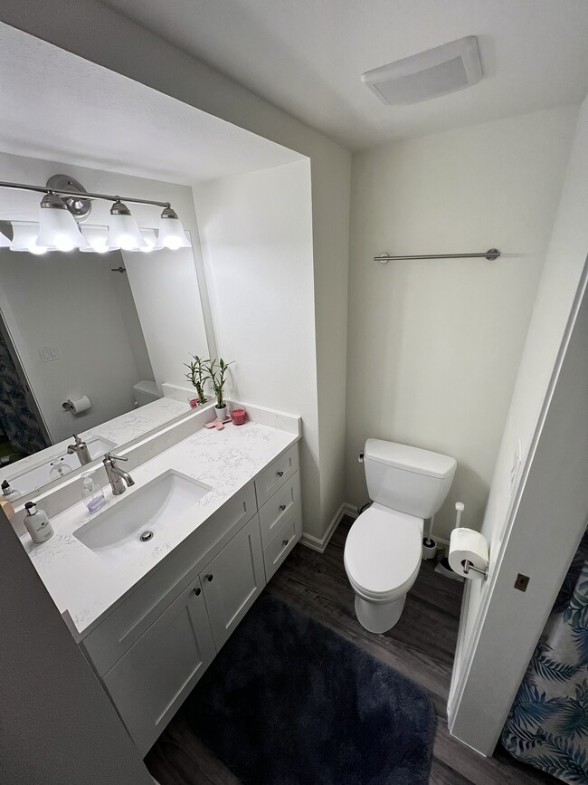 Foto del edificio - 3927 108th Ave NE