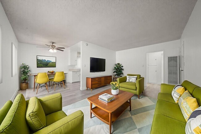 Foto del edificio - 839-845 Glenway Drive