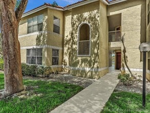 Building Photo - 731 Vista Isles Dr
