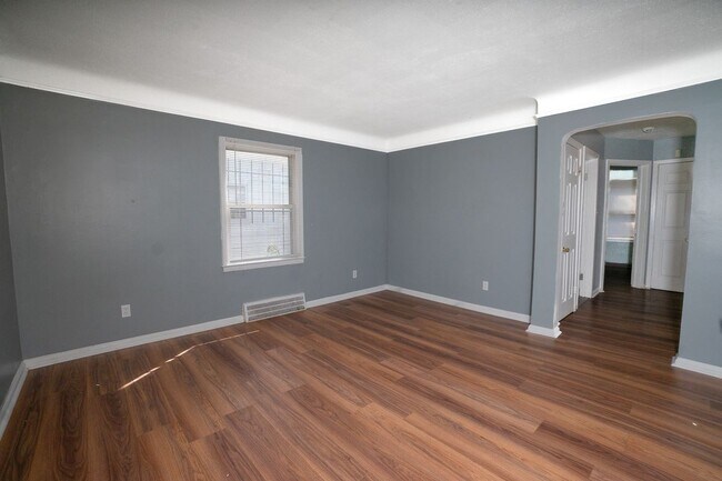 Building Photo - 12039 Lauder St