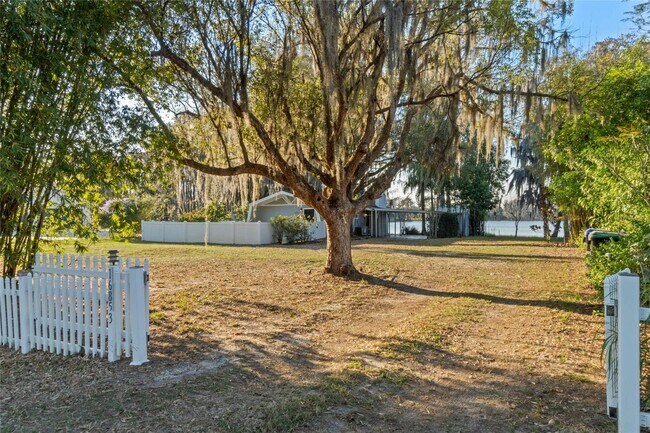 Foto del edificio - 16853 Arrowhead Blvd