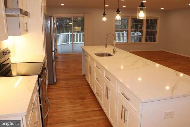 Building Photo - 4209 Cordell St