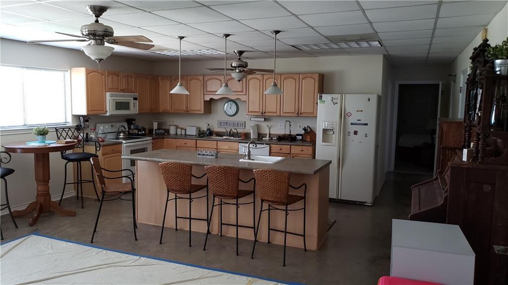 21511 TX71, Spicewood, TX 78669 Townhome Rentals in Spicewood TX