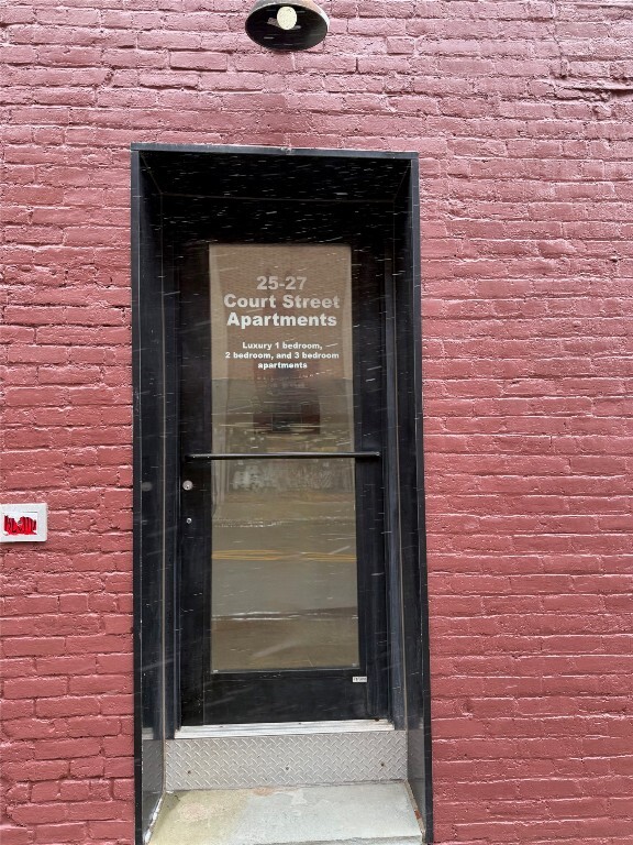 Building Photo - 25 Court St