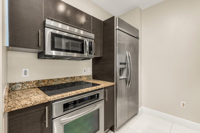 Building Photo - 550 Okeechobee Blvd