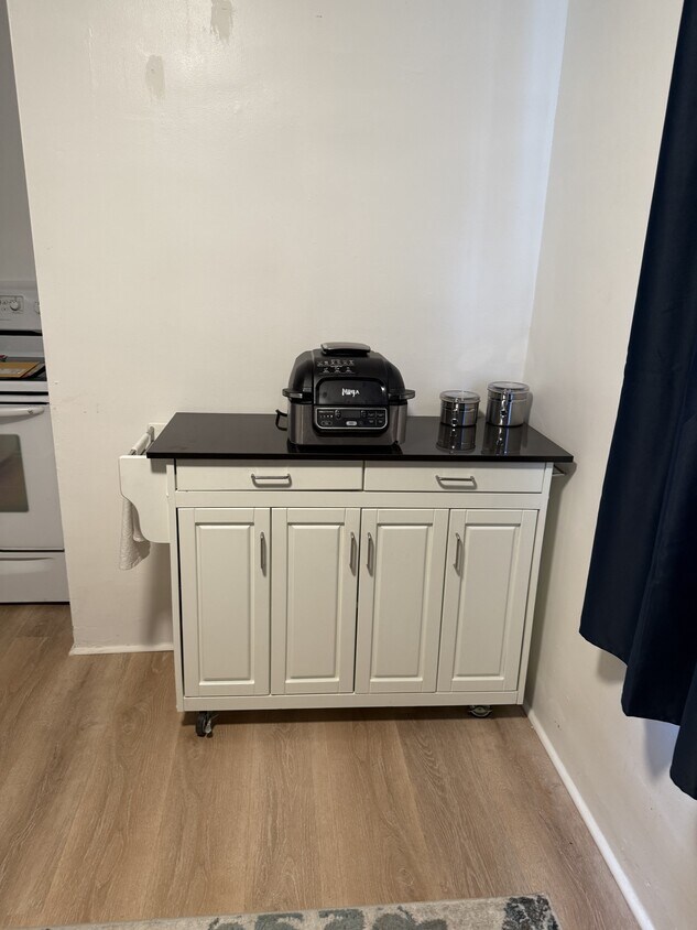 Foto principal - 822 Avenue C
